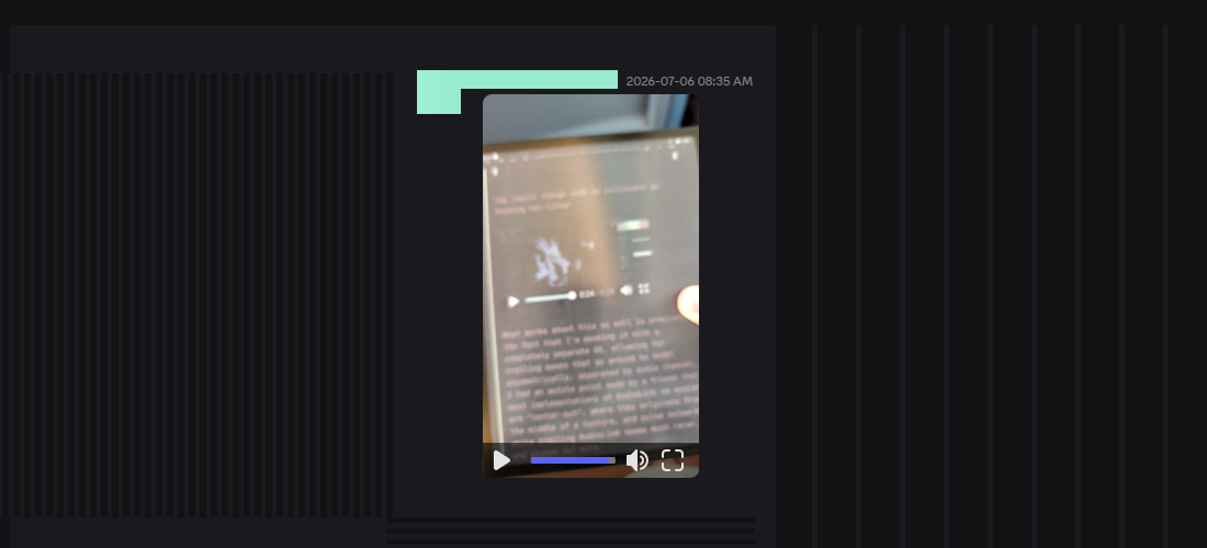 A screenshot of a Discord chat message, showing someone browing this blog on an e-ink tablet